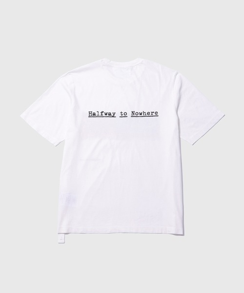 OAMC（オーエーエムシー）の「【OAMC PEACEMAKER/オーエーエムシー ピースメーカー】Regular Tee Halfway To Nowhere（Tシャツ/カットソー・メンズ・ホワイト/チャコールグレー・L/M）」の3枚目の写真