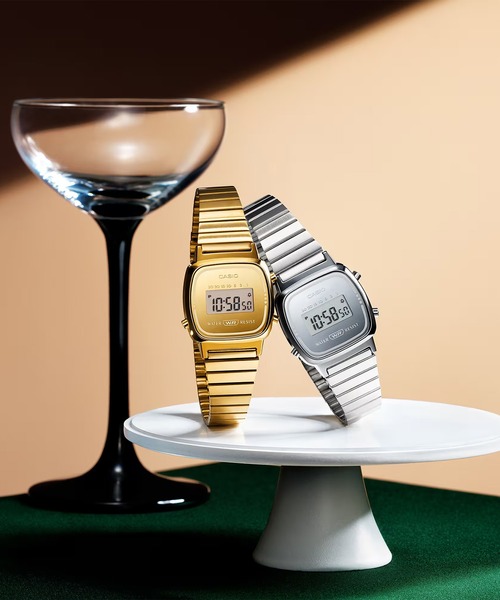 CASIO(カシオ)の「CASIO/カシオ 腕時計 CASIO CLASSIC LA670WES-7AJF(デジタル腕時計・メンズ・シルバー・FREE)」の4枚目の写真