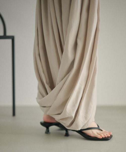 LAULEN(ローレン)の「draped gather skirt /ドレープギャザースカート(スカート・レディース・グレー/アイボリー・FREE)」の6枚目の写真