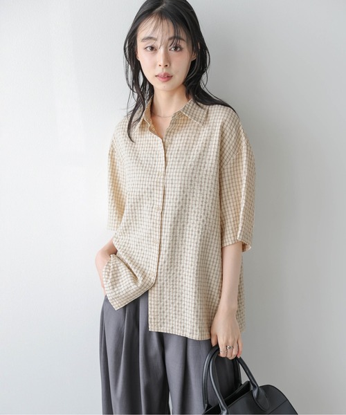 AMELY（エミリー）の「ハーフスリーブ サマーシャツ（シャツ/ブラウス・レディース・ブルー系/ピンク系/ベージュ系2/ベージュ系1・フリー）」の10枚目の写真