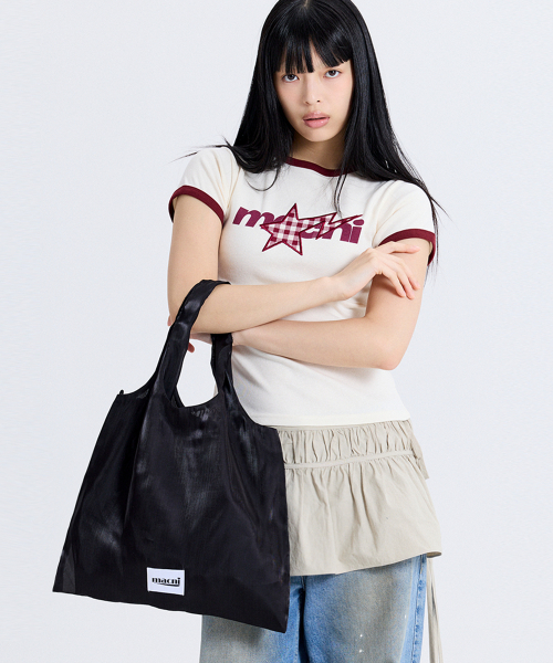 MACNI(マクニ)の「SHEER SILKY SHOULDER BAG BLACK(ショルダーバッグ・レディース・ブラック・FREE)」の1枚目の写真