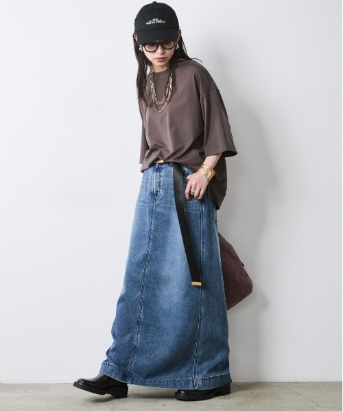 CHIC STYLE(シックスタイル)の「リュックスコンフォートTシャツ<大きいサイズ有>シックスタイル(Tシャツ/カットソー・レディース・チャコール/ダークブラウン・M/5L/4L/3L/LL/L)」の15枚目の写真