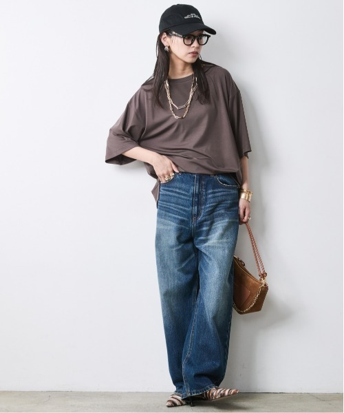 CHIC STYLE(シックスタイル)の「リュックスコンフォートTシャツ<大きいサイズ有>シックスタイル(Tシャツ/カットソー・レディース・チャコール/ダークブラウン・M/5L/4L/3L/LL/L)」の22枚目の写真