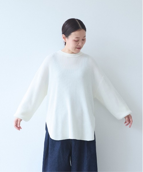 yuni(ユニ )の「Cotton waffle long sleeves pullover(ニット/セーター・レディース・ホワイト/ベージュ/ネイビー/グレー・FREE)」の16枚目の写真