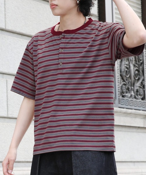 NAKER(ネイカー)の「ヘンリーネックボーダーTシャツ(Tシャツ/カットソー・メンズ・レッド/ネイビー・M/XL/S/L)」の10枚目の写真