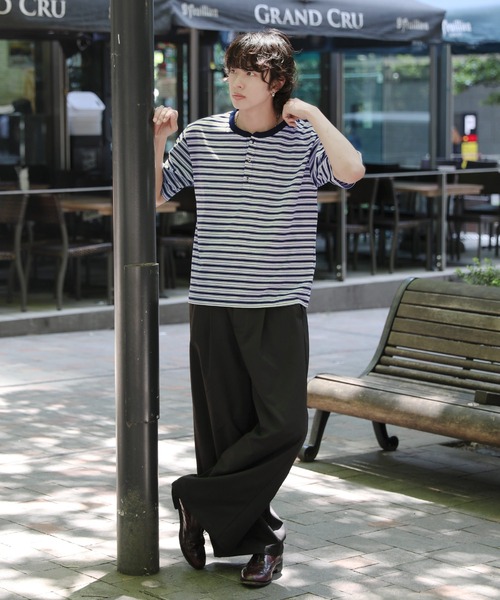 NAKER(ネイカー)の「ヘンリーネックボーダーTシャツ(Tシャツ/カットソー・メンズ・レッド/ネイビー・M/XL/S/L)」の6枚目の写真