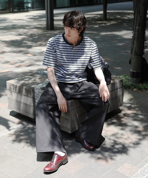 NAKER(ネイカー)の「ヘンリーネックボーダーTシャツ(Tシャツ/カットソー・メンズ・レッド/ネイビー・M/XL/S/L)」の8枚目の写真