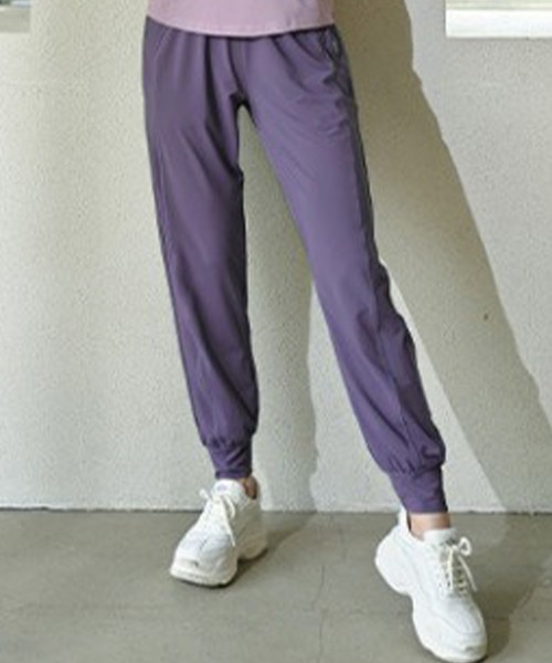 HYSSHOP(エイチワイエスショップ)の「【吸汗速乾/ストレッチ有/大きいサイズ有】ハイウエスト 美脚 ヨガ ジョガーパンツ レディース トレーニングウェア ジムウェア ピラティスウェア(スウェットパンツ・レディース・ブラック/グレー/ブルー系その他/パープル・XL/L/M/S)」の19枚目の写真