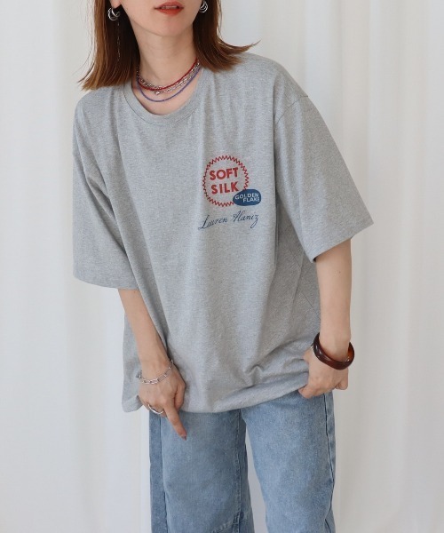 zena(ジェナ)の「ポテチプリントTee(Tシャツ/カットソー・レディース・ホワイト/グレー・FREE)」の4枚目の写真