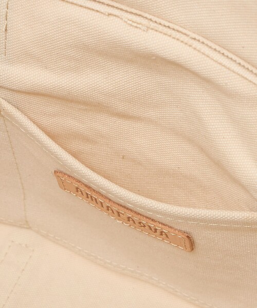 Steven Alan（スティーブンアラン）の「＜AMIACALVA＞CANOE TOTE M/トートバッグ（トートバッグ・レディース・ホワイト/ブラック・FREE）」の13枚目の写真
