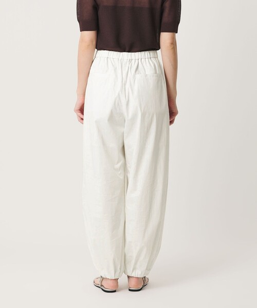 BEAUTY&YOUTH UNITED ARROWS(ビューティーアンドユースユナイテッドアローズ)の「コットンナイロン バルーンパンツ ウォッシャブル/ライナー(その他パンツ・レディース・オフホワイト・S/M/XS)」の16枚目の写真