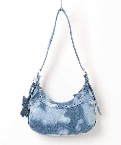 Desigual(デシグアル)の「3D flower patchwork denim shoulder bag / 3Dフラワーパッチワークデニムショルダーバッグ(ショルダーバッグ・レディース・ブルー・FREE)」の4枚目の写真