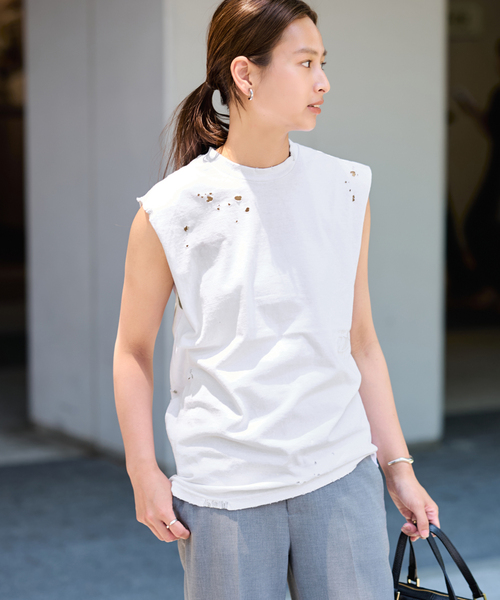 FRAMeWORK（フレームワーク）の「JOHNBULL/ジョンブル クラッシュノースリーブカットオフT（Tシャツ/カットソー・レディース・ブラウン/チャコールグレー/ホワイト・FREE）」の2枚目の写真
