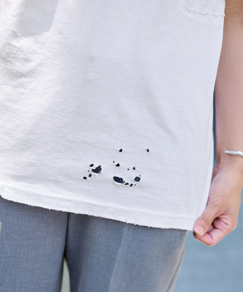 FRAMeWORK（フレームワーク）の「JOHNBULL/ジョンブル クラッシュノースリーブカットオフT（Tシャツ/カットソー・レディース・ブラウン/チャコールグレー/ホワイト・FREE）」の14枚目の写真