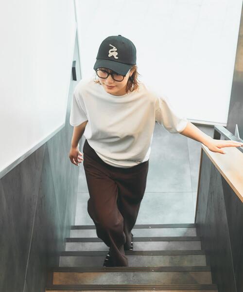 Collaboration URBAN RESEARCH(コラボレーションアーバンリサーチ)の「KAMUKURA×UR CAP Noodle(キャップ・レディース・ブラック/レッド・ONE)」の4枚目の写真
