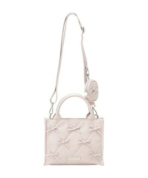 Maison de FLEUR(メゾンドフルール)の「リボンマニアポーチ付きキルティングトート(ハンドバッグ・レディース・ブラック/ピンク・FREE)」の5枚目の写真
