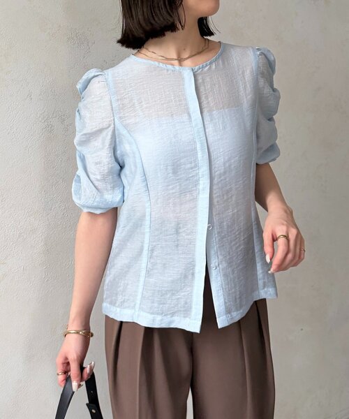 Thevon(ゼボン)の「袖シャーリング5分袖シアーブラウス(シャツ/ブラウス・レディース・ネイビー/ブルー/オフホワイト・FREE)」の8枚目の写真
