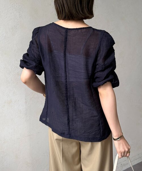 Thevon(ゼボン)の「袖シャーリング5分袖シアーブラウス(シャツ/ブラウス・レディース・ネイビー/ブルー/オフホワイト・FREE)」の17枚目の写真