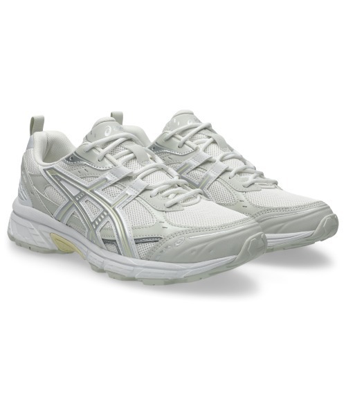 ASICS(アシックス)の「GEL-NUNOBIKI / ゲルヌノビキ(スニーカー・レディース・ホワイト×シルバー・23/26/24.5/24/25/28/26.5/25.5/27/23.5/28.5/27.5)」の1枚目の写真