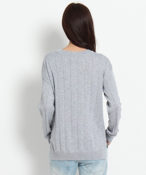 HusHusH（ハッシュアッシュ）の「ビジュー使いクルーネックニットプルオーバー（ニット/セーター・レディース・ホワイト/グリーン/グレー/ブルー・03/02）」の7枚目の写真
