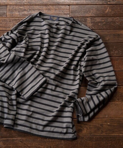 Le Minor(ルミノア)の「《別注》【Le Minor/ルミノア】 L/S SIGNATURE BASQUE(Tシャツ/カットソー・メンズ・ライトグレー/ダークブラウン/ブラウン/ブラウン系その他・S/L/M)」の1枚目の写真