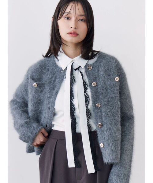TONAL(トーナル)の「レーストリムボウタイシャツ(シャツ/ブラウス・レディース・ネイビー/オフホワイト/グレー・MEDIUM)」の6枚目の写真