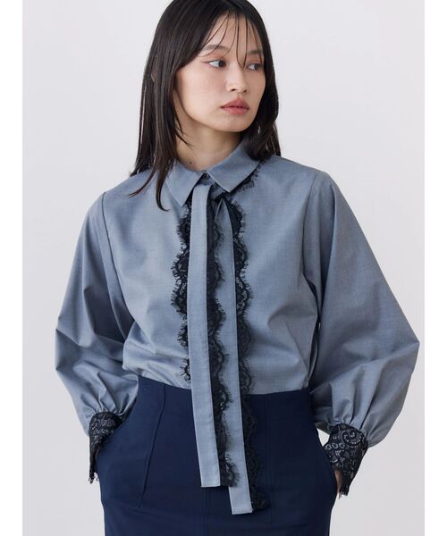 TONAL(トーナル)の「レーストリムボウタイシャツ(シャツ/ブラウス・レディース・ネイビー/オフホワイト/グレー・MEDIUM)」の15枚目の写真