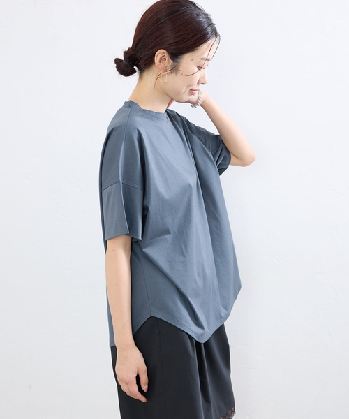 IENA（イエナ）の「ボトルネック ラウンドTシャツ（Tシャツ/カットソー・レディース・ブラック/ホワイト/チャコールグレー・FREE）」の16枚目の写真