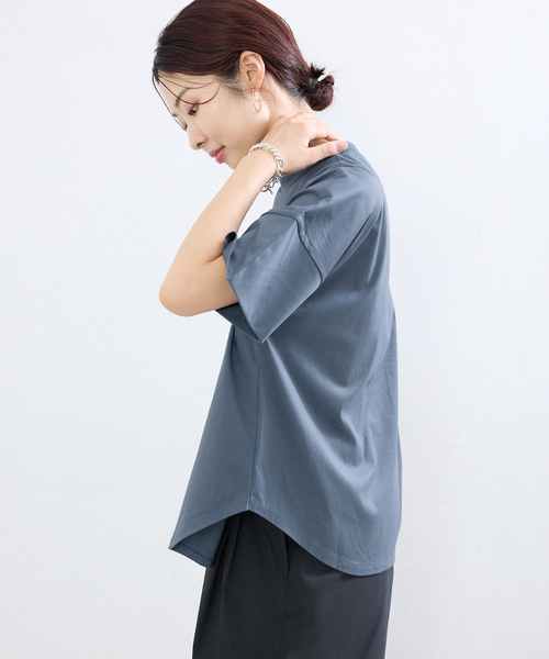 IENA（イエナ）の「ボトルネック ラウンドTシャツ（Tシャツ/カットソー・レディース・ブラック/ホワイト/チャコールグレー・FREE）」の18枚目の写真