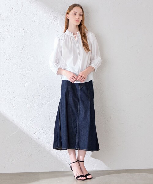 MACKINTOSH LONDON(マッキントッシュ ロンドン)の「コットンナイロンストレッチギャザーフリルブラウス(シャツ/ブラウス・レディース・オフホワイト/ブラウン系その他5/ブルー系その他4・40/38)」の9枚目の写真