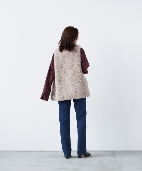 YANUK(ヤヌーク)の「スリムストレート"ANNETTE"(デニムパンツ・レディース・インディゴブルー・25inch/24inch/23inch/22inch/21inch/27inch/26inch)」の4枚目の写真