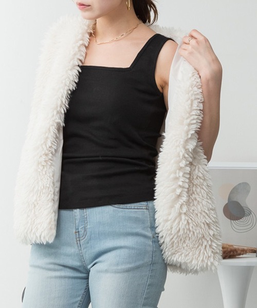 ElegChic(エレグシック)の「カップ付きスクエアーネックタンクトップ(タンクトップ・レディース・オフホワイト/カーキ/ネイビー/チャコールグレー/ブラック/杢グレー/グレイッシュベージュ・XXL/XL/L/M/4L)」の10枚目の写真