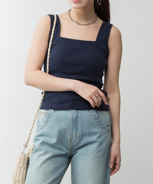 ElegChic(エレグシック)の「カップ付きスクエアーネックタンクトップ(タンクトップ・レディース・オフホワイト/カーキ/ネイビー/チャコールグレー/ブラック/杢グレー/グレイッシュベージュ・XXL/XL/L/M/4L)」の14枚目の写真