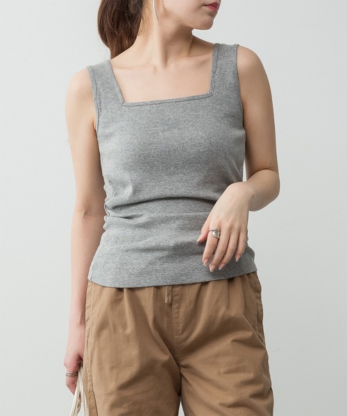 ElegChic(エレグシック)の「カップ付きスクエアーネックタンクトップ(タンクトップ・レディース・オフホワイト/カーキ/ネイビー/チャコールグレー/ブラック/杢グレー/グレイッシュベージュ・XXL/XL/L/M/4L)」の16枚目の写真