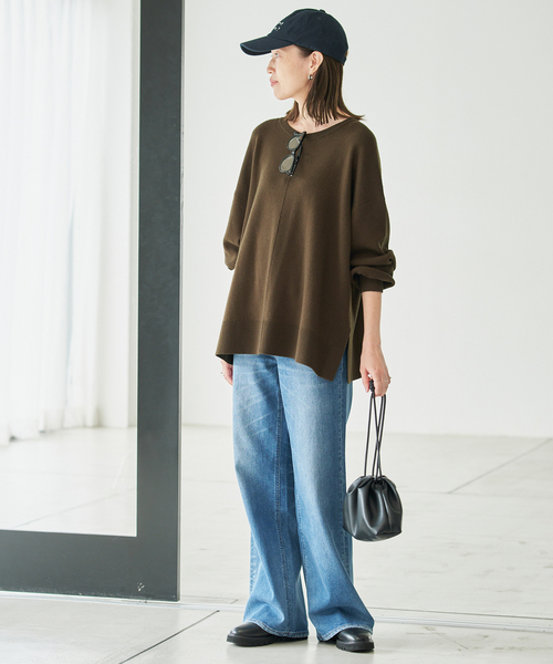 SLOBE IENA(スローブイエナ)の「《WEB限定カラーあり/》ウォッシャブルスムースクルーネックプルオーバー(ニット/セーター・レディース・ネイビー/チャコールグレー/レッド/カーキ・FREE)」の14枚目の写真