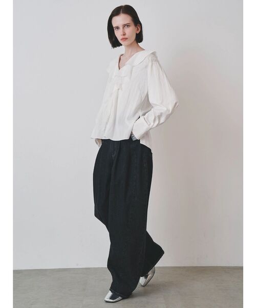 ELENDEEK(エレンディーク)の「ダブルカラーラッフルブラウス(シャツ/ブラウス・レディース・その他1/オフホワイト・FREE)」の19枚目の写真