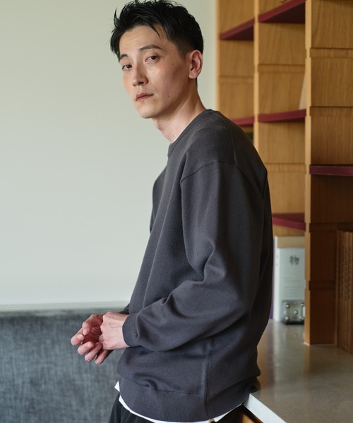 URBAN RESEARCH DOORS(アーバンリサーチドアーズ)の「『UR TECH』200日ニット クルーネック(ニット/セーター・メンズ・グレー/チャコールグレー/ブラウン系その他/ロイヤルブルー・LARGE/X-LARGE/MEDIUM)」の19枚目の写真