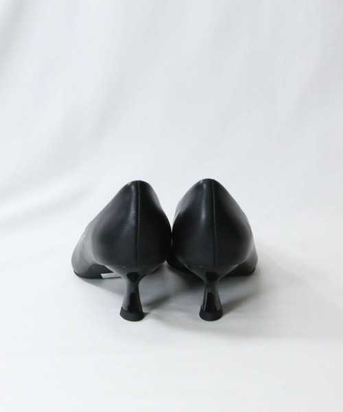 Gready Brilliant(グレディブリリアン)の「LUアシメカーブパンプス(パンプス・レディース・ブラック/ブラウン・38/37)」の11枚目の写真