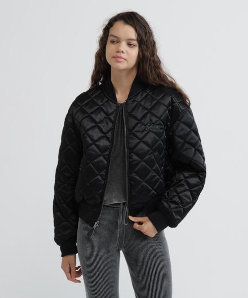 AVIREX(アヴィレックス)の「REVERSIBLE QUILTED VARSITY JACKET(ブルゾン・レディース・ブラック/シルバー・S/M)」の3枚目の写真