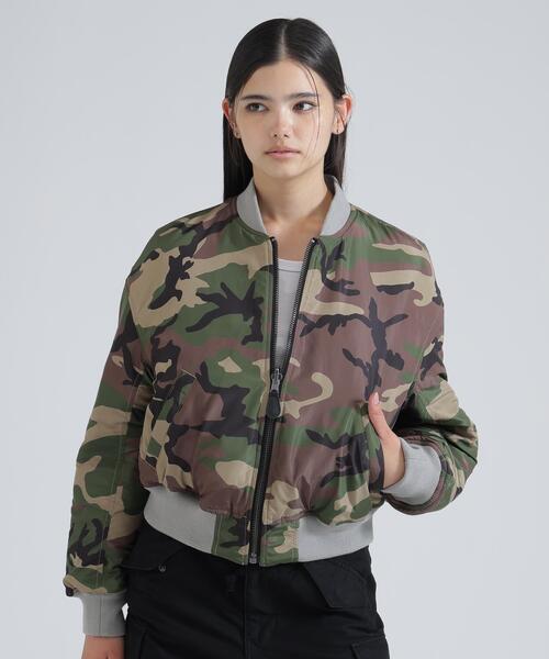 AVIREX(アヴィレックス)の「REVERSIBLE QUILTED VARSITY JACKET(ブルゾン・レディース・ブラック/シルバー・S/M)」の21枚目の写真