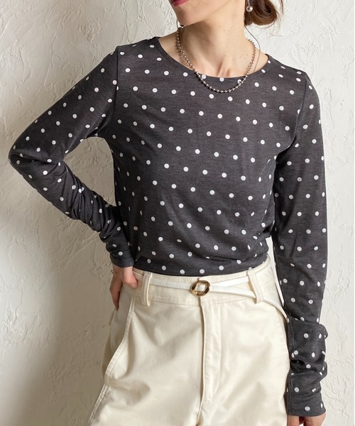 She's Closet(シーズクローゼット)の「クルーネック長袖 ドットシアーロングTシャツトップス(Tシャツ/カットソー・レディース・グレー/ブラウン/オフホワイト/チャコールグレー・FREE)」の2枚目の写真