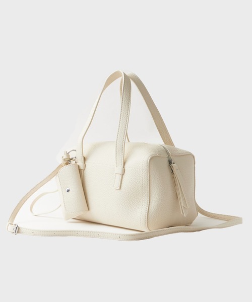 UNSTOA(アンストア)の「2way Embossed Handbag with Mini Pouch 秋服 冬服(ショルダーバッグ・レディース・ブルー/グレー/アイボリー/ブラック・FREE)」の14枚目の写真