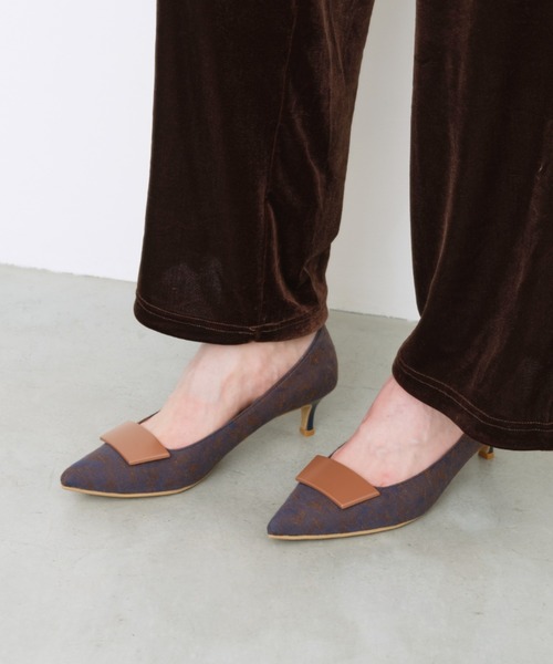 Launa lea(ラウナレア)の「【26秋冬新色/0573シリーズ】5cmバックルポインテッドトウパンプス(0573A)(パンプス・レディース・ネイビー系/ホワイト系その他・23.0cm/22.5cm/22.0cm/25.0cm/24.5cm/24.0cm/23.5cm)」の6枚目の写真