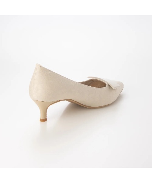 Launa lea(ラウナレア)の「【26秋冬新色/0573シリーズ】5cmバックルポインテッドトウパンプス(0573A)(パンプス・レディース・ネイビー系/ホワイト系その他・23.0cm/22.5cm/22.0cm/25.0cm/24.5cm/24.0cm/23.5cm)」の15枚目の写真