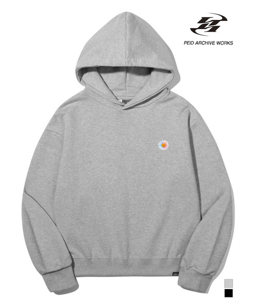PEID(ペイド)の「PD スモールデイジー セミクロップドフーディ 2色(パーカー・レディース・ブラック/アッシュグレー・X-LARGE/XX-LARGE)」の2枚目の写真