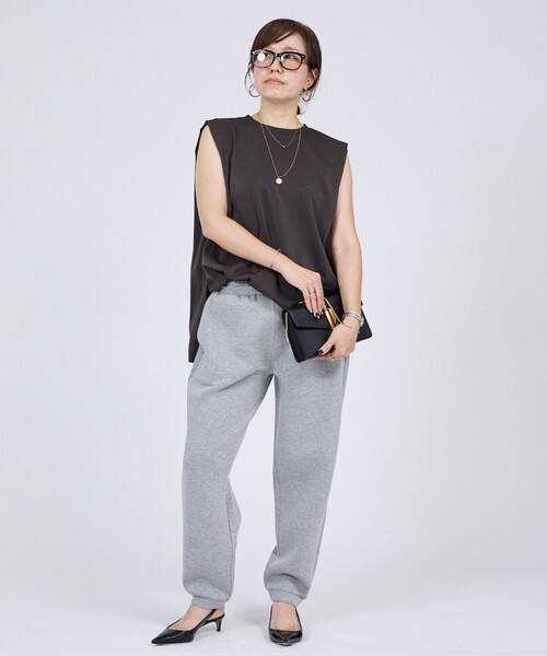 DESIGNWORKS（デザインワークス）の「【一部店舗限定】【セットアップ対応】接結ダブルフェイスジョガーパンツ（その他パンツ・レディース・グレー/ブラック/オフホワイト・フリー）」の13枚目の写真