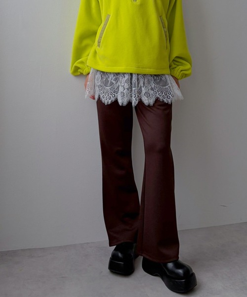 bohmal(ボマール)の「選べる丈ポンチフレアパンツ(その他パンツ・レディース・レッド/ブラウン/ブラック・MEDIUM/TALL/MEDIUM)」の10枚目の写真
