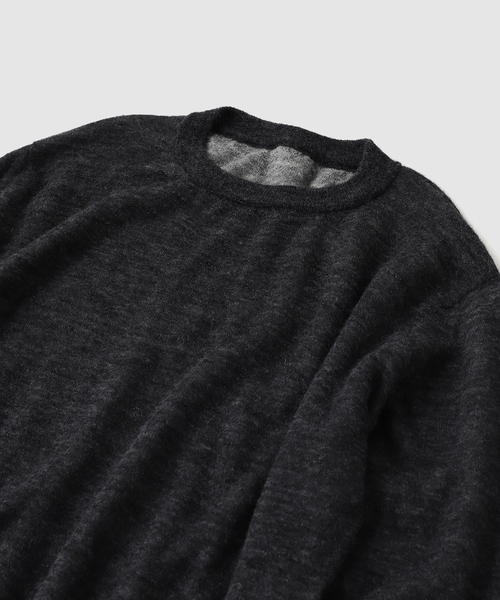 crepuscule(クレプスキュール)の「crepuscule / クレプスキュール W/G Mohair Mix Reversible P/O(ニット/セーター・メンズ・ブラック/チャコールグレー・1/2)」の4枚目の写真