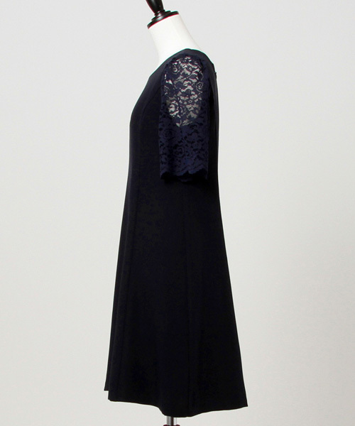 MISCH MASCH（ミッシュマッシュ）の「袖レースワンピース（ワンピース・レディース・ホワイト/ライトグリーン/ネイビー・MEDIUM）」の5枚目の写真