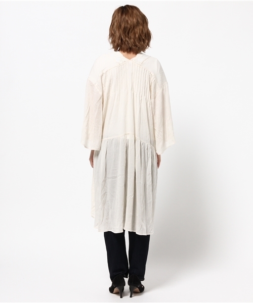 MOUSSY（マウジー）の「LACE COMBI CHIFFON GOWN F（カーディガン/ボレロ・レディース・ホワイト/ブラック/ネイビー・FREE）」の10枚目の写真